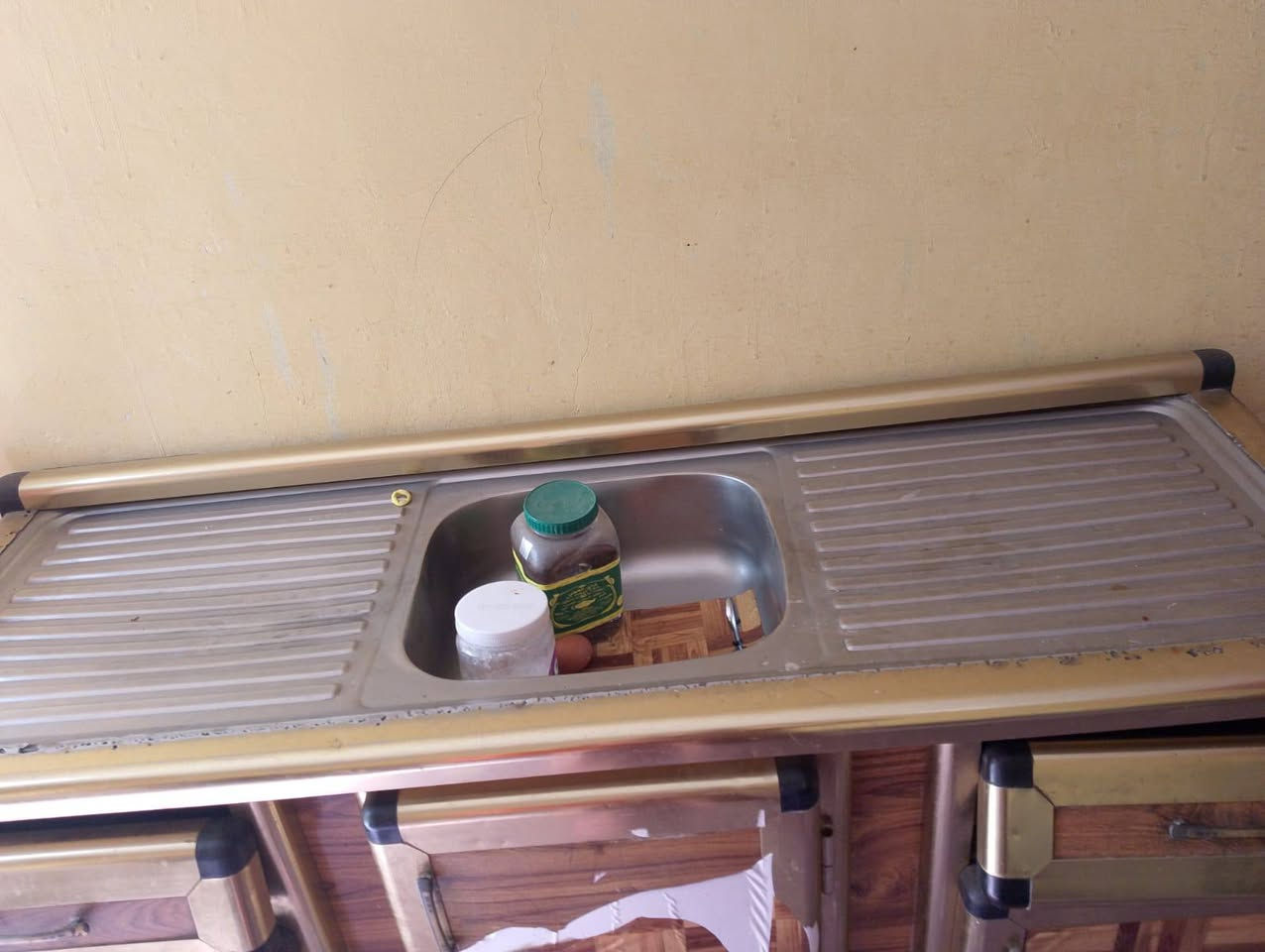 ‏‪***********‬‏كلمن وسعره
مكان رميثه 
وتساب ‏‪***********‬‏
