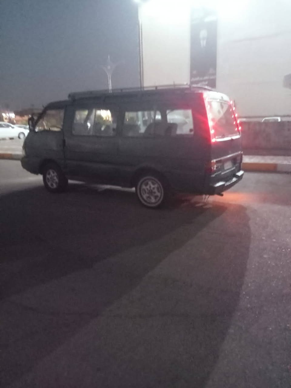 كيا بستا مديل 94 سياره جاهزه مكينه وكير وحداديه وتخم تاير وكهربائيات دوشمه وسيبايه ما نقصهه شي كبل لشغل السعر 13 وبي مجال مكان سياره ناصريه الاستفسار ع رقم***********
