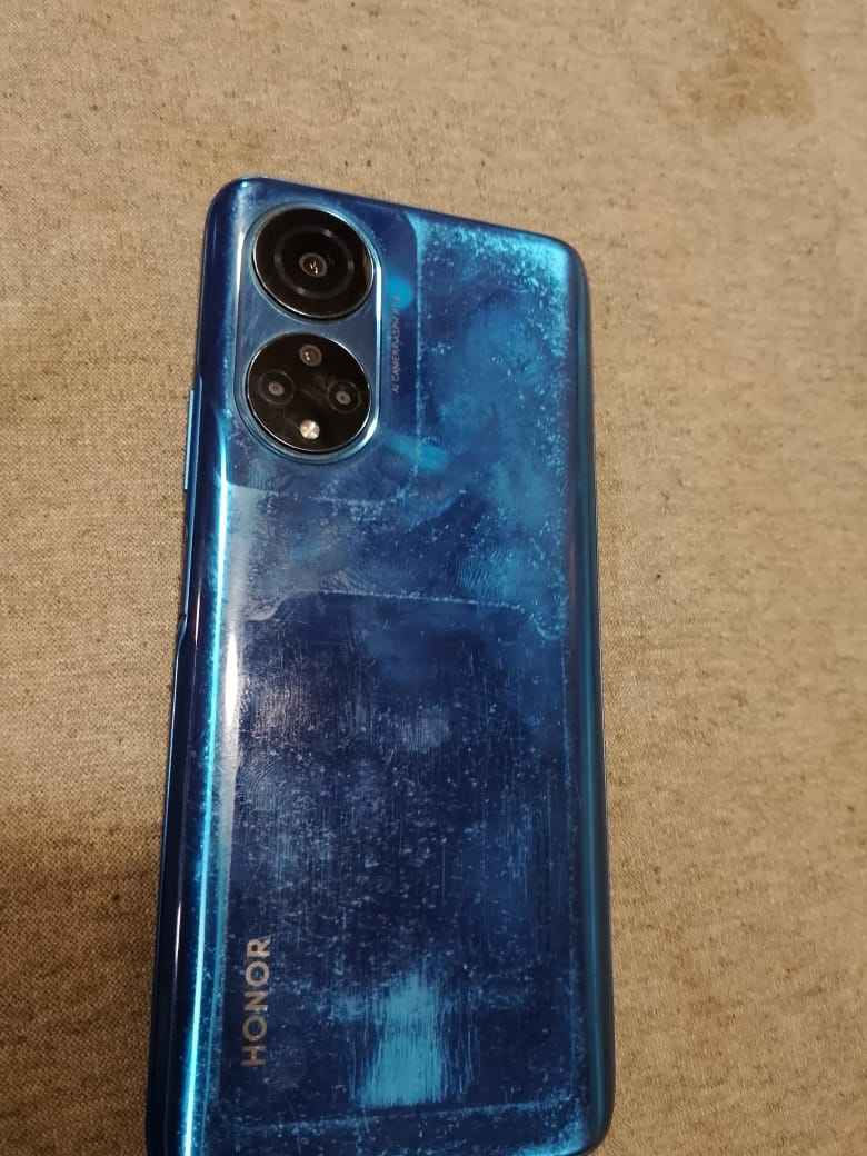 جهاز نضيف وحلو سعره 100بي جال قليل الجهاز شريحته متشتغل تصيلحه ١٥ الف /شتريت جهاز جديد ورايد ابيع هاذه رقمي  *********** بغداد, العراق
