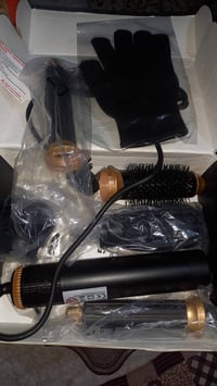 بث مباشر • ملابس شتوية • أم مع أطفال