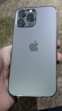 آيفون ١٣ برو ماكس • نضيف • بطاريه ٧٥