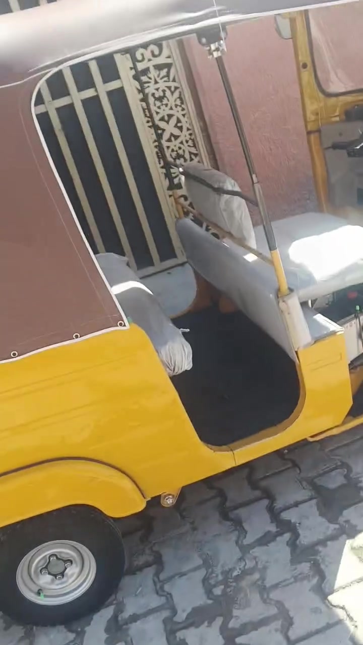 ***********سلام عليكم تكتك 20 شهر 12 مكينه مفتوحه كشر مصبوغه لجماليه شوفت عينكم تكتك حلوه كبل لشارع مكان الشعب رقم
