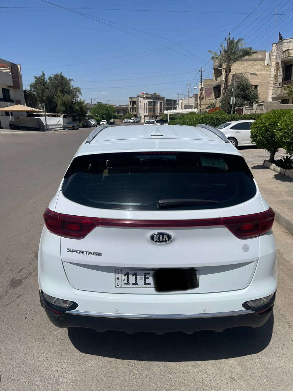 كيا سبورتج 2021 رقم بغداد بسمي ماشية 79 الف وكالة الدولية مكفولة من الصبغ وتبديل بيها بارد بين البابتين كلش قليل مواصفات اريل نفكيشن داخل حمصي شاشة كامرة حساسات مري شفط تبريد خلفي فول تحكم ستيرن السعر 187 ورقة بيها مجال بسيط بغداد الطالبية ***********
