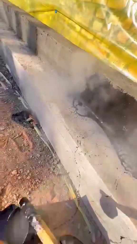 نشتغل فلانكوت وزفت مانع رطوبه نشتغل بتلو وصطوح شغل درجه اولئ ناخذ شغل قطعي المكان العمل قضاء الفجر *********** انتصل وتدلل
