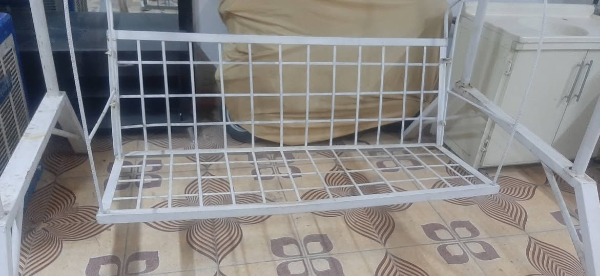 معرض العماد//مرجوحه تفصال مستخدم نضيف اي عيب مبيها للأستفسار ***********//*********** كركوك, العراق
