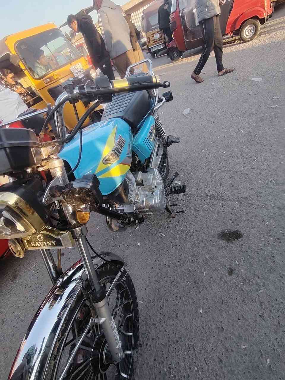 سلام عليكم دراجة سونك 24 خمسة كير وراق كاملة دراجه تخبل كلشي مابيه نكر وطلع كبل بيع 650 الف وبيها مجال بس شراي مكاني بغداد رقم ***********
