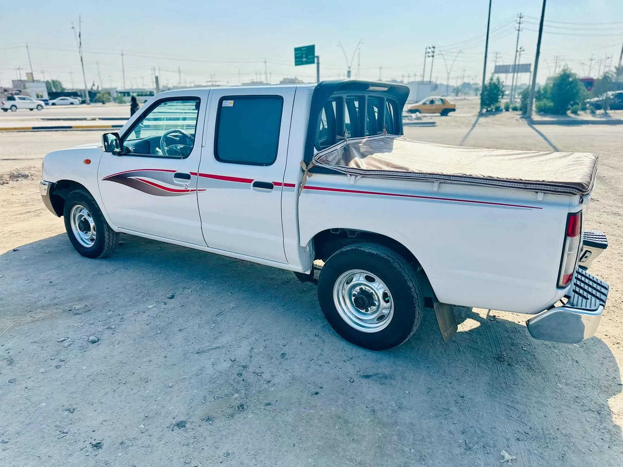 السلام عليكم للبيع نيسان شبوط 2012كفاله عامه ماشيه 175 ضربه صبغ تبديل مكينه حداده تبريد طخم تاير السياره جديده مانقاصهه برغي بسمي سنويه  لل28 رقم سليمانيه المكان البصره الزبير ‭٠٧٧٠ ٩٠٨ ٢٥٦٦‬
