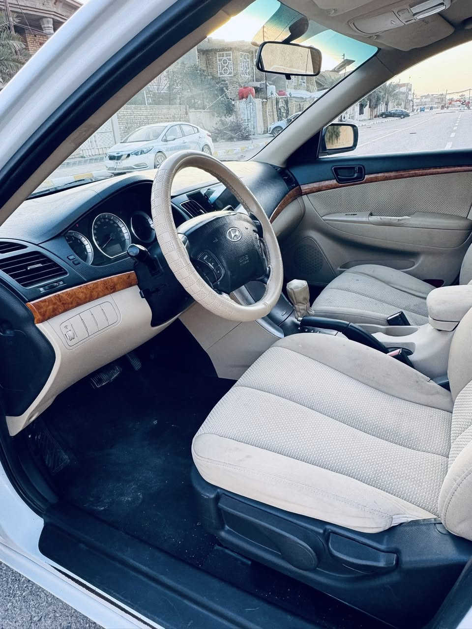 للبيع سوناتا 2011خليجي رقم بابل دولي تحويل مباشر هزة جديدة سنوية لل28 بيها رشات صبغ اثر دحجات خفيفة بدون ضربة بدون دواخل شرط مكفولة من الحزام والعام سيارة فول عدة الفتحة مكينة 2400 فتحة مكينة كير بلكارتون شرط تبريد ثلج🥶تدفئة حدادية 100%مال جناي متعوب عليها برغي ماناقصها السعر 115وبيها مجال العنوان واسط للاستفسار ***********
