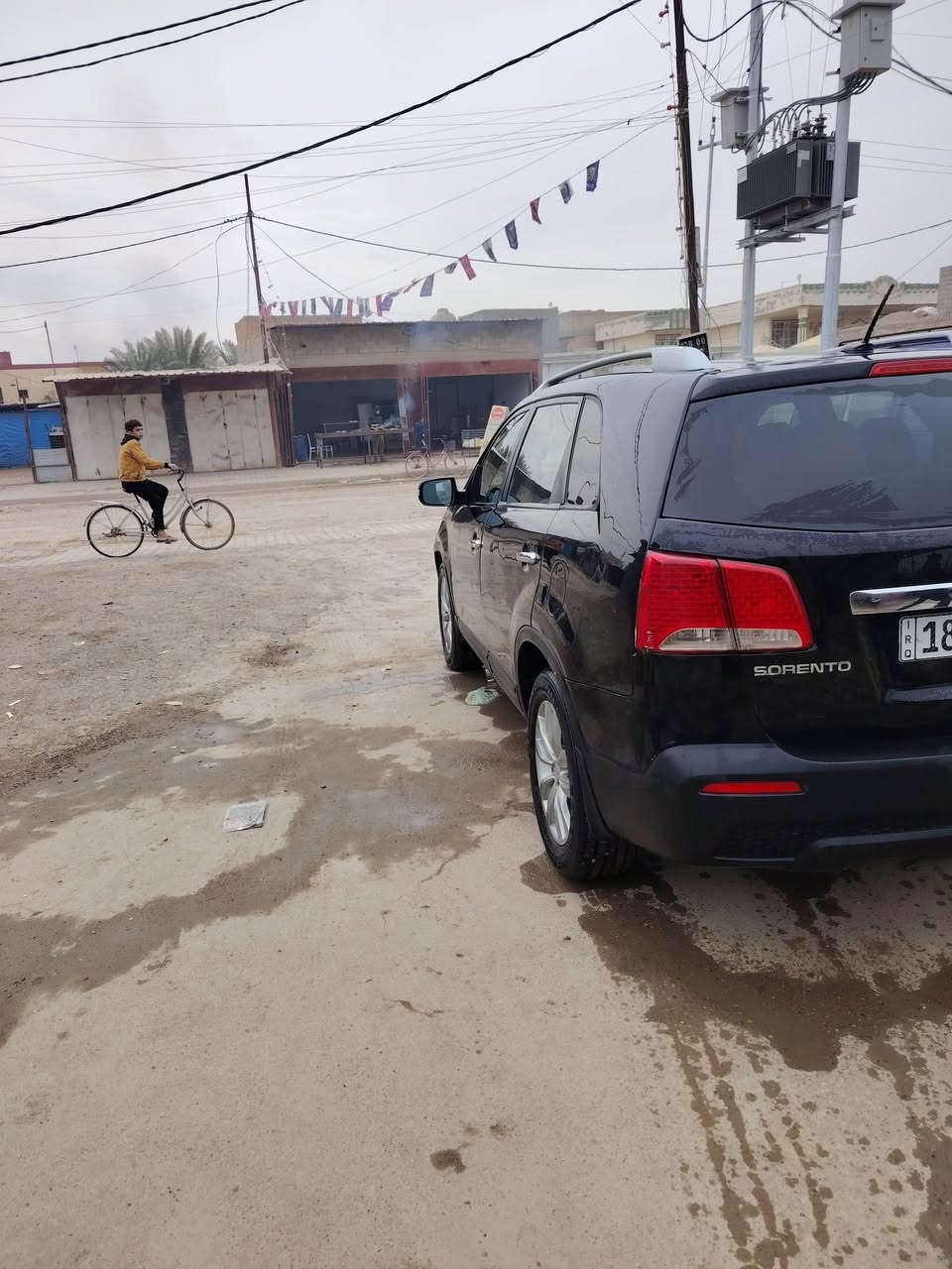 سورنتو ٢٠١١ رقم بابل انكليزي مشروع وطني
مصبوغة عام وارد امريكي
محرك ٣٥٠٠ مفتوح تبريد شغال ٣ قطع 
اشاير بالمري تحكم استيرن شاشة وكامرا
السعر ١٠٠ ورقة  وبيها مجال
مكان طارمية
هاتف
***********
***********
