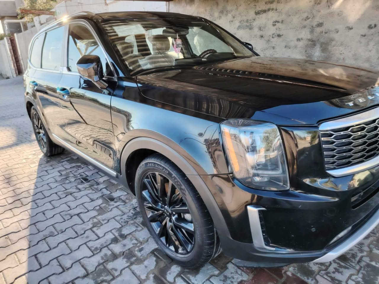 (للبيع أو مراوس)
Telluride sx 2021

SXكيا توليرايد2021
بانوراما 
اربع كامرات
رادارات 360
حساس امامي وخلفي
دخول ذكي
تشغيل عن بعد
جلد
كشن حار بارد
كشن كهرباء
كشن سائق مساج
ستائر خلفيه
ستيرن تدفئه
كشن منفصل
قياده ذاتيه وتوقف ذاتي وتحديد مسار
شحن وايرلس
منافذ تايبسي
وباقي المواصفات للفول

السعر235
اي استفسار ***********
