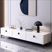 وحدة تلفاز • عرض ١٤٠ سم • سطح خشب أملس