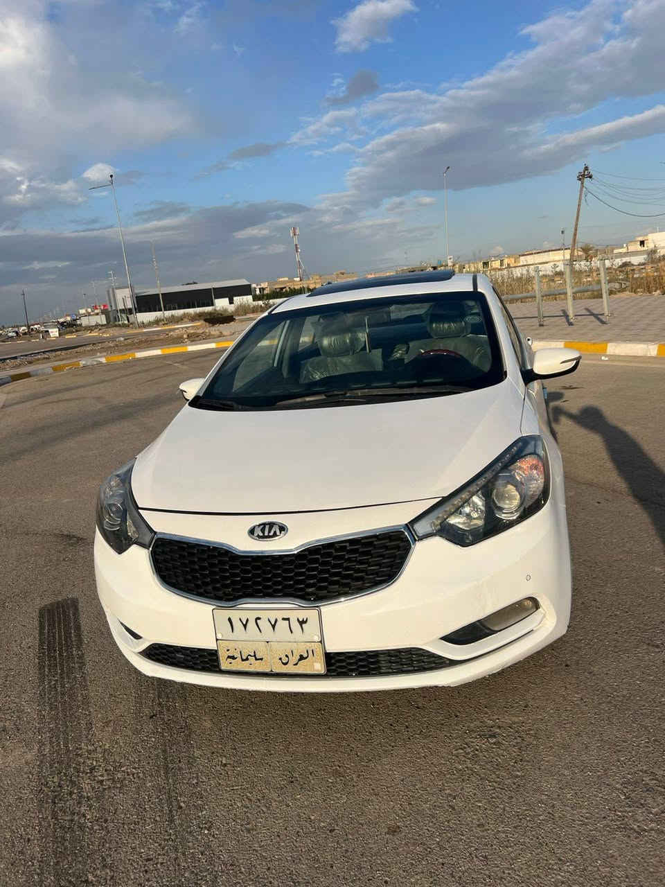 كيا سيراتو ٢٠١٤ كفاله من الصبغ والتبديل رقم اربيل تحويل او وكاله جاهزه مابيها اي نقص تخم تاير جديد صدر جديد كلشي بيها على وضع الشركه اليدور مكفول ونضيف هاي السياره ميحصل احسن منها فول مواصفات فتحه شفتات ستيرن حساس خلفي شاشه وبعد بيها هواي مواصفات السعر ١١٩ وماكو هيج سعر بسوك تفاصيل اكثر ***********وتساب***********
