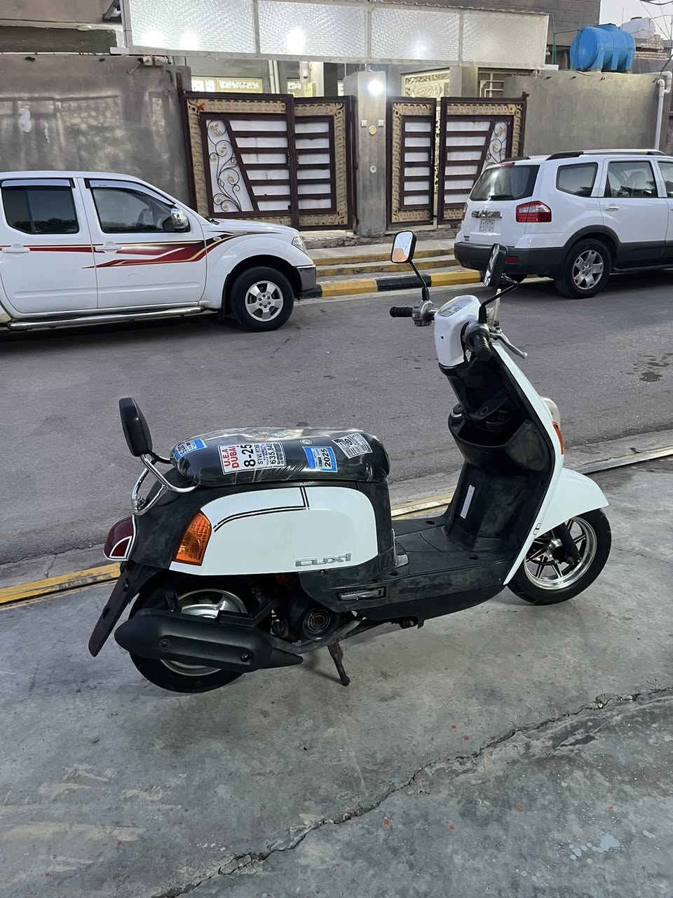 ماكس بوليس كابريتر دراجه جديده مزوده بوشه 55 السعر 500 العنوان الحفريه الهاتف ***********
