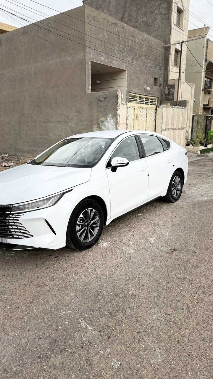BYD دستروريل
مكفولة كفالة عامة  حته الرصعه والشخط
 رقم بغداد باسمي 
 كامل محلقات شاحن وغراضه وكرت وبصمة
سياره عل  وضع الشركة
 ماشية 22الف الكلي
مكاني بغداد السيدية 
السعر18ونص وبي مجال بسيط
اي ستفسار اتصل ***********
