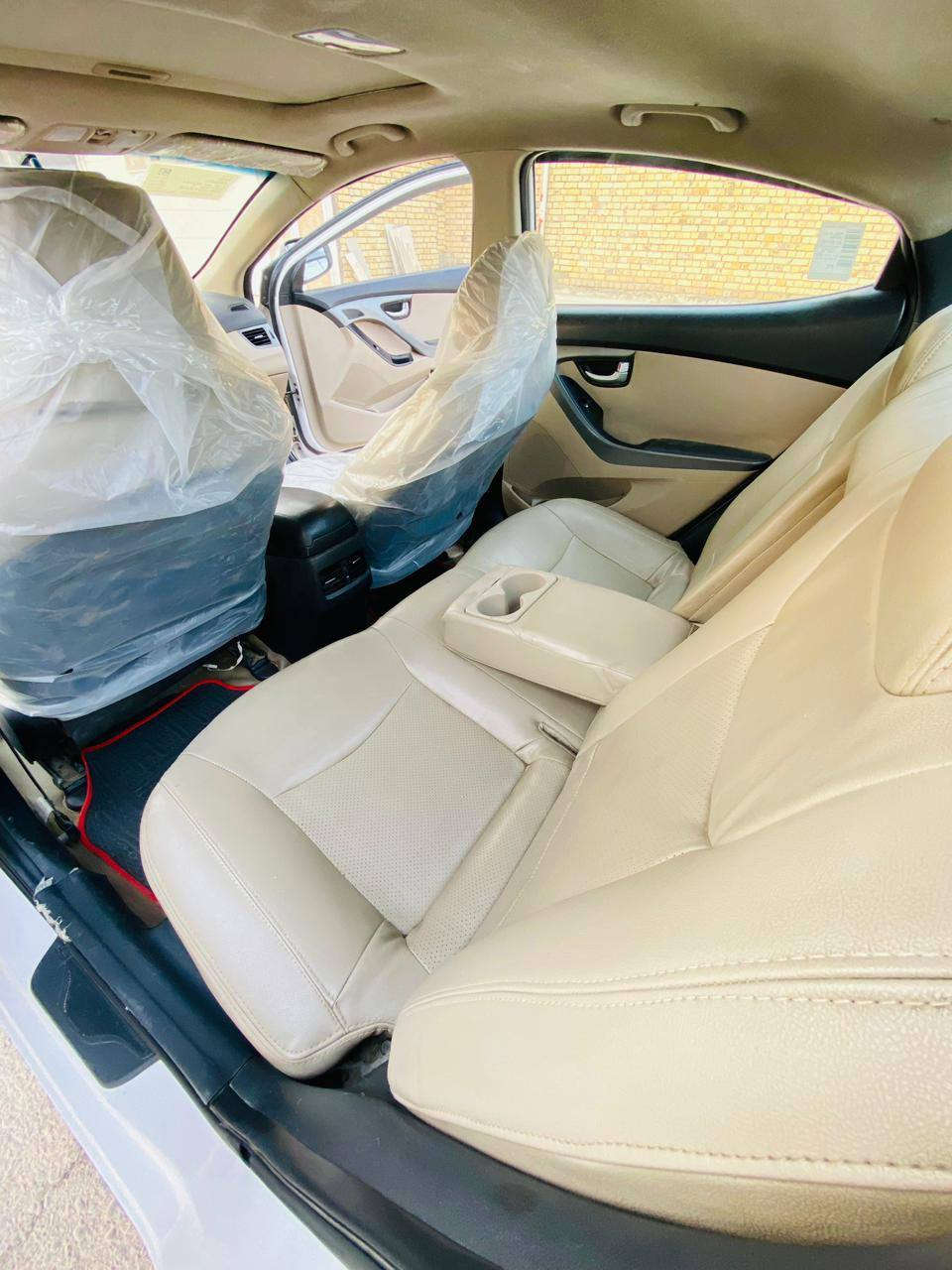 اللهم صل على محمد وال محمد
السلام عليكم 
النترا 2015 خليجي 
رقم بصره تحويل مباشر مشروع وطني 

فول مواصفات
محرك 1800 دووش مامفتوح  
السياره جاهزه ( مكينة //كير // حدادية  //تبريد / تدفئة // تخم تاير )
السياره مكفوله 
من الضربه والتبديل بيها 
( كارتين تكحيل فقط ) والباقي مكفول 

مواصفات 
فتحه سلايد كشن جلد روف شاشه ايباد كامره دواره مرايه شفط اشاره بالمرايه تحكم بالستيرن لاقط دواخل بيجي وصاج لد امامي ويل كب 

مكاني// الناصرية 
السعر 123 وبي مجال 
 للاستفسار: ***********
