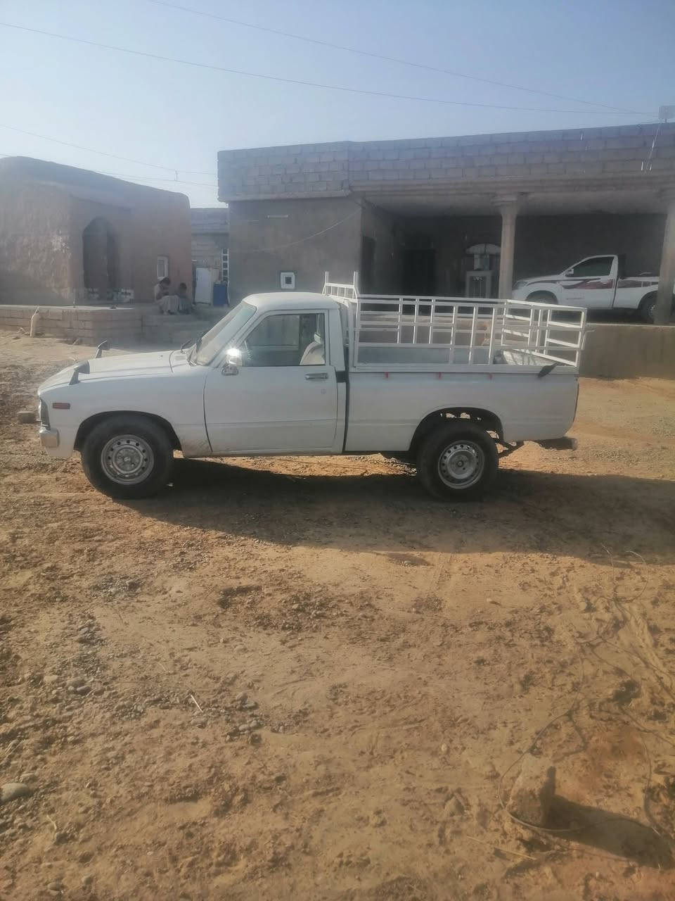 سلام عليكم بيكم للبيع ١٩٨٠ شرط التحويل رقم قديم سعر٢٥ورقه بيه مجال قليل للاستفسار *********** المكان العيثه
