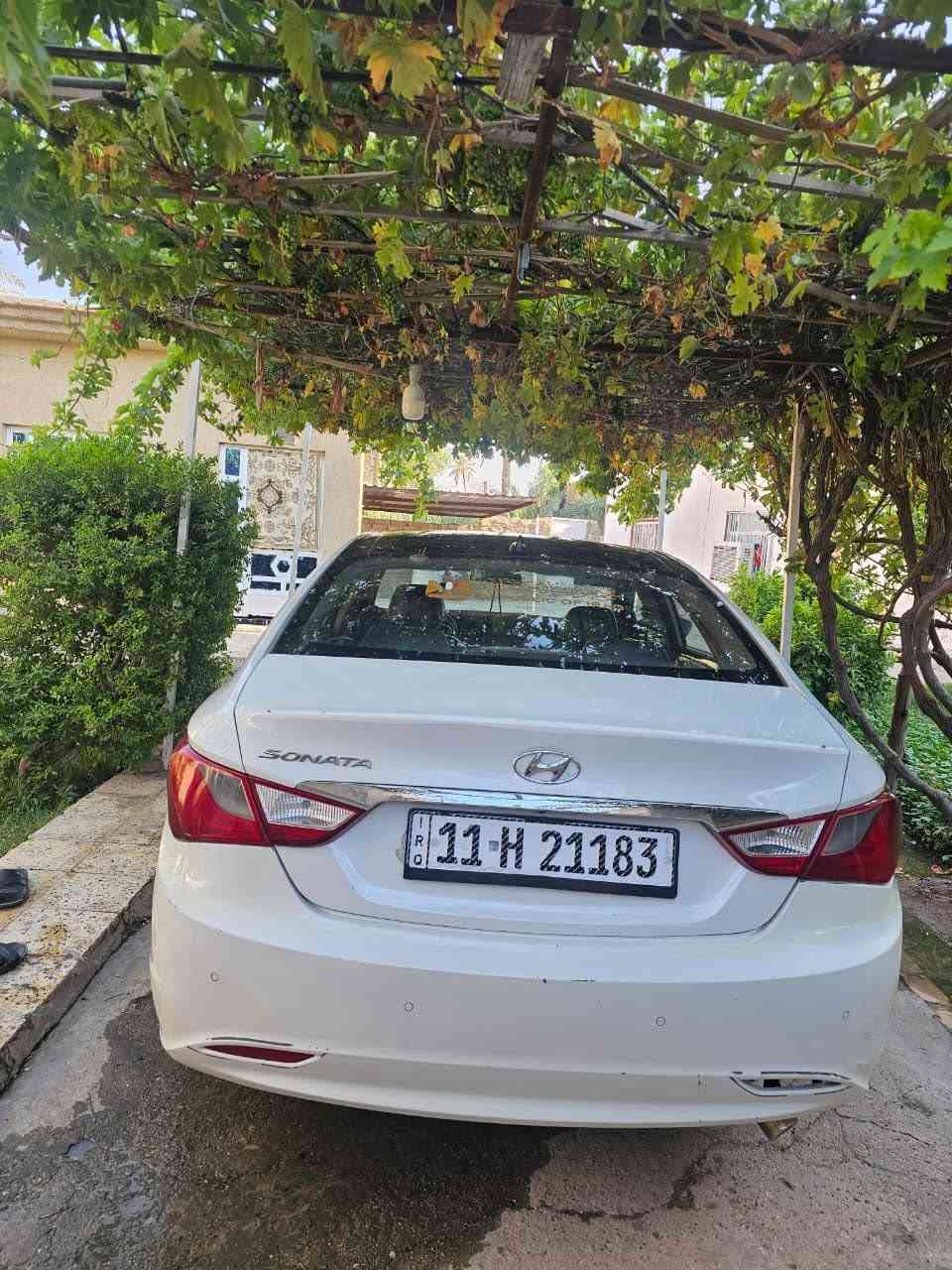 السلام عليكم سوناتا موديل ١١ ال فول ما عدا البصمه السياره اي نقص مابيها من حداديه وكامله حادثه الجمالغ لأمامي والخلفي فقط وهاي شويه بل دنيد معروضه  السياره بسمي تحويل ثاني يوم ب ١٠٥ وبيها مجال  حك الجيه ما تشتري لا تتصل وتشلع كلبي فدوه اروحلك. هذه رقمي (***********)
