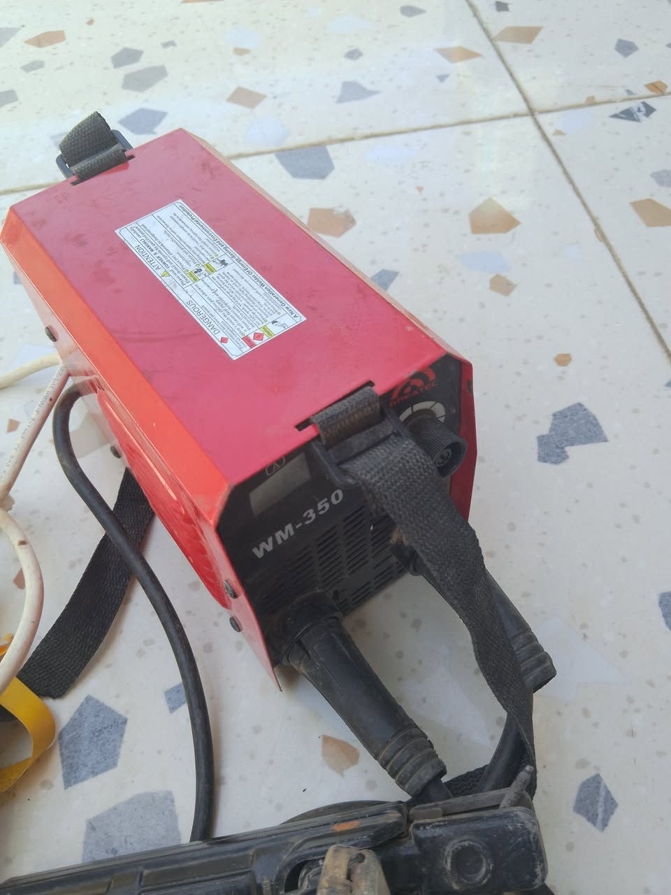 للبيع سعر60 استعمال قليل جدن


**إذا كنت صاحب هذا الإعلان وتريد حذفه لأي سبب، رجاءا أرسل رسالة إلى الدعم الفني**