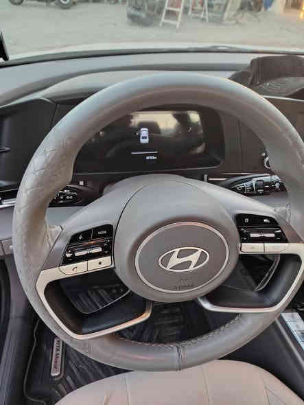 اسلام عليكم للبيع الانتر خليجي
موديل ٢٠٢٤ فول موصفات
ابسمي مكفوله عده شخط بل جنطى هاتف *********** السعر ١٨٥ العنوان بغداد
