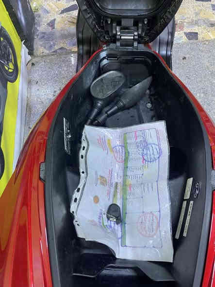 سلام عليكم 
Pcx جيل الثاني 
ياباني مكينه 125 (jf) ✅
كفاله عامه عدا قطعه الاماميه صبغ
مكينه بالكارتون ✅
تدفئه باليدات 👍
حساس ازدحام 👍
حساس استان 👍
شلعه ومعدل مكينه خرسه 
دراجه مال رنبه 
ماشيه 18 الف 
جيب فيتر وتعال افحص 
السعر 13 ونص 
العنوان بغداد العبيدي شارع عشرين 
***********
