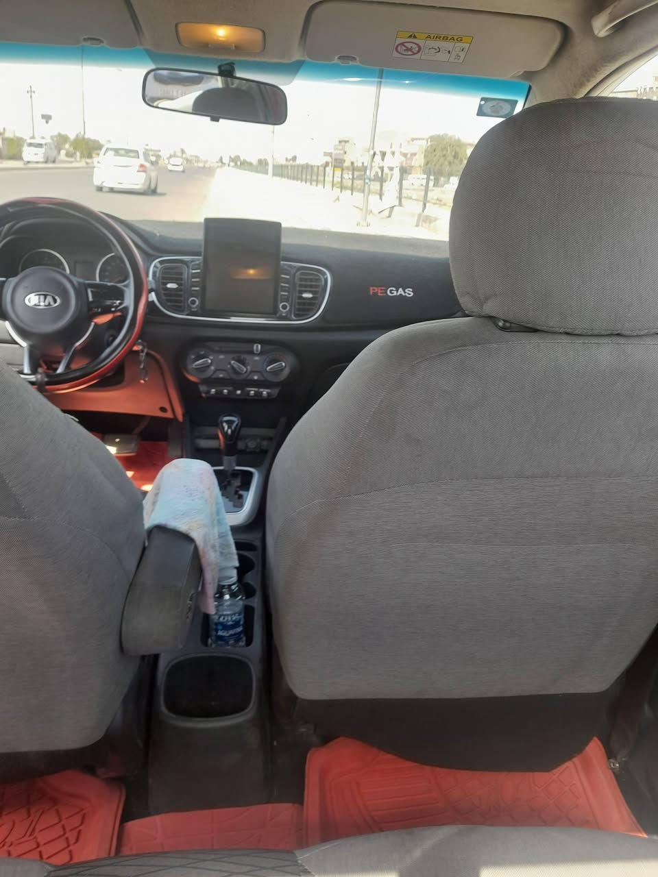 السلام عليكم كيا بيكاس موديل ٢٠٢٠ بغداد تحويل ثاني يوم باسمي سياره جديده بيهه صبغ جاملغ عكس السايق بدون دواخل سياره تخم تاير جديد باتري جديد كير محرك صدر مكفول على وضع شركة  شاشه كامره تبريد خير من الله  عنوان حي الجهاد للاتصال ***********السعر ١٠٢ وبيهه مجال للطيبين ابوعلي
