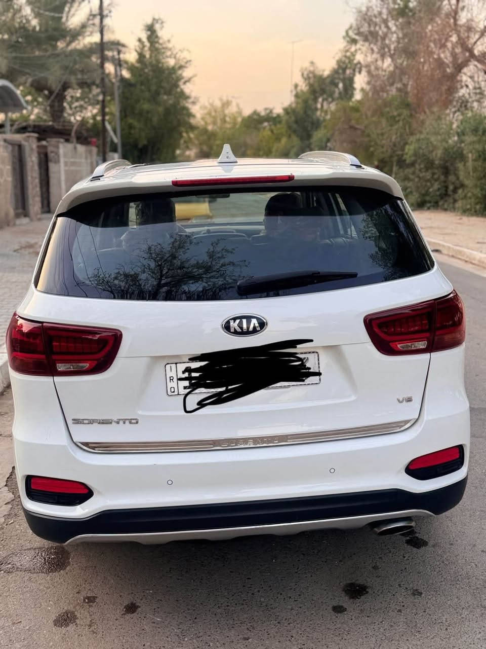( 7 راكب ) v6 3500 ماشية66ألف
مكفولة من  الصبغ والبارد
بصمة 
كشنات كهرباء أربع كامرات بانوراما
لد نهاري ليلي
جنطة كهرباء
مري شفط
بردات خلفية
٣ قطع تبريد
ويل كروم
٤ انضمة قيادة شاحن وايرليس
نضام ترحيب فول ماعداالفورويل
رقم دولي تحويل مباشر 
موجود صور سونار للسيارة 
(ملاحظة المحرك مفتوح)

للأستفسار ***********
مكان السيارة بغداد ماشية ٧١(السعر 240 وبيه مجال)
