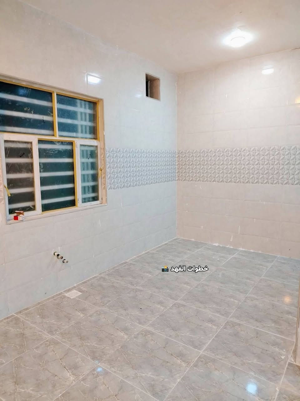 #تم تخفيض السعر وصار ب36مليون وبي مجال 👉

🏘 بيت للبيع طابو زراعي  100م📃

📍طابو زراعي سند 25 ومرقم بلدية 📃

⬅️ يحتوي على غرفة نوم وصالة ومطبخ واستقبال وصحيات خارجية وداخلية ومناور🌳🌿

-(بناء حديث 2026) بعده ما مسكون 🤝🪄

🌏 موقع ممتاز: مشخاب حي المعلمين نزلة الصناعي و على شارع رئيسي بعرض 10م 🛣 ✅

 
 ♍ للتفاصيل اكثر الاتصال :
*********** فهد

 📍 او مراجعة مكتبنا الواقع بالشارع الرابط بين مول الف هلا والمتنزه مجاور شركة زين للخطوط 🏢

#مكتب_خطوات_الفهد_للعقار
