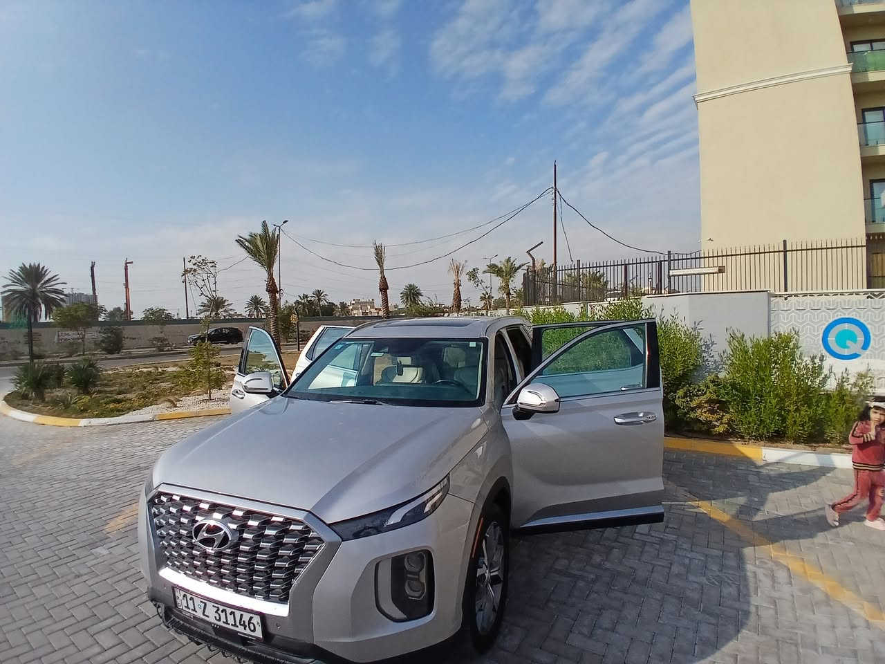 موديل ٢٠٢١ فول مواصفات فتحه جلد حساس امامي وخلفي بردات خلفيه الدشبول موطعم بلصاج باب كهرباء وبعد بيها مواصفات بيها بارد بالجامبغ والباب الخلفي بدون حديث مياءالمطار  سعر(٢٦٠$) مكان السيارة بغداد للإستفسار اتصل ***********😃***********
