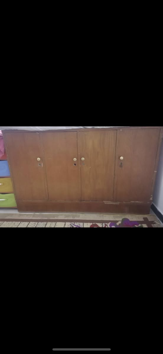 ميز طعام اربع كراسي 100 بوفيه 50 وبيهن مجال مكان الكمالية


**إذا كنت صاحب هذا الإعلان وتريد حذفه لأي سبب، رجاءا أرسل رسالة إلى الدعم الفني**