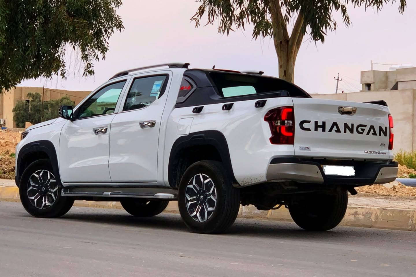 بيكم شانجان هنتر بلس 2024 🔴
Changan Hunter Plus 
الشكل الجديد المرغوب💯
ماشيه 39 الف فقط❗
مكفولة على وضع الشركة

محرك الفين توربو 
تشغيل عن بعد دخول ذكي   
كرسي كهربائي تدفئة وتبريد 
انظمة قيادة ايكو وسبورت وثلج ونورمال
تبريد ثلج قطعتين 
وبعد هواي مواصفات تگدر تشوفها عاليوتيوب 

الحمولة 1 طن
تفول بانزين عادي بدون دوانز نهائياً 
وبعدها بالضمان لمدة 5 سنوات رقم اربيل وبأسمي 
***********
