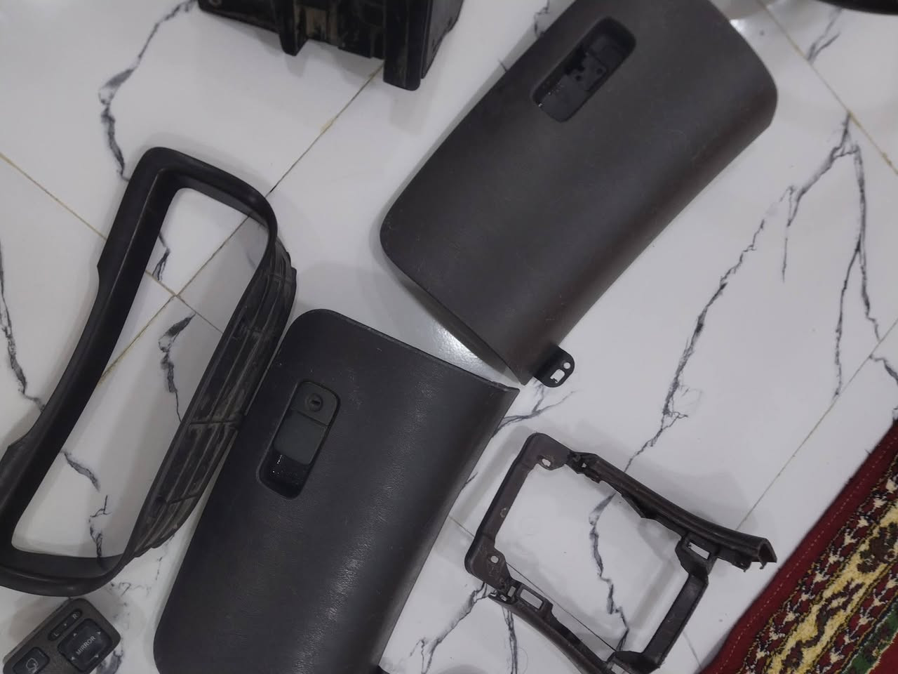 سلام عليكم غراض كرستاا مارك شيزر لبيع يي شي محتاج خابرني وتدلل هاذ رقمي ***********
