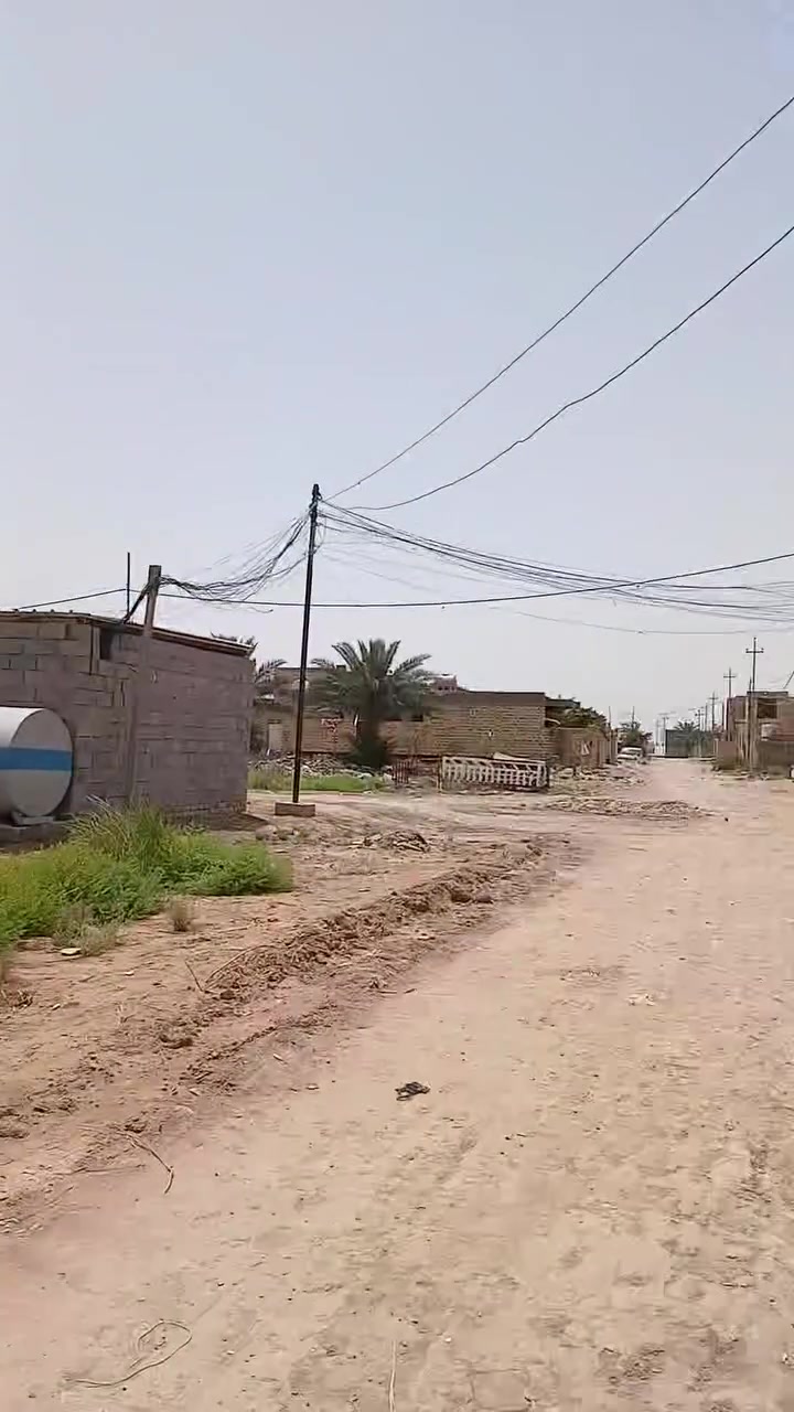 السلام عليكم
قطعه ارض للبيع 
المساحه 200متر 
خلف السايلو 
قرب المولد
100متر عن الشارع التبليط
شارع 13متر
للأستفسار ***********
