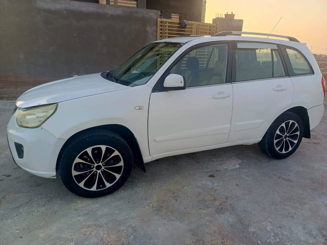 سلام عليكم تيكو مديل 13سياره جاهزه كير مكينه تبريد تخم تاير جديد حداديه جاهزه بيه صبق حزام بيه مكانات خياس وملكوط سنويه جديده تحويل يمته ما يعجبك سعره 50وبيه مجال قليل وليشوفه هواي علي يعبر لمنشور وتحياتي لجميع *********** مكاني بصره امن داخلي البصرة, العراق
