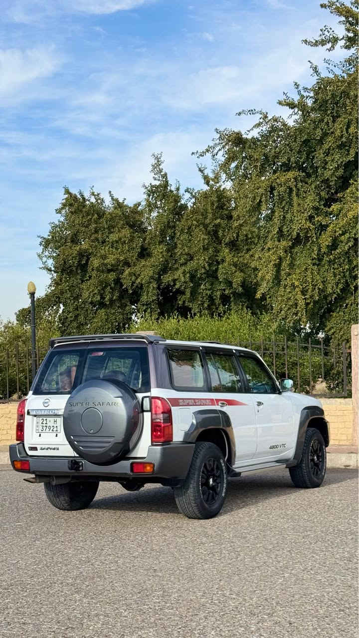 (بسم الله الرحمن الرحيم)

باترول سفاري 2018

فول مواصفات

العداد : 72 الف km 

حجم المحرك : 4.800 

السيارة خليجي مفولة كفالة عامة 
 للتفاوض او للاستفسار الأتصال على الرقم 

*********** كركوك, العراق
