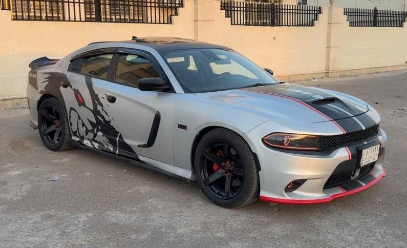 جارجر Hemi Daytona 2019
 لون رصاصي فول فوول
رقم بغداد مشروع وطني، 
محرك 5700   

مواصفات Daytona معروفة
فتحة سلايد روف 
تشغيل عن بعد
شاشه كبيره +كامره خلفية دوارة + حساسات خلفية
كشنات حضن+كشن السايق والراكب كهرباء
كشنات تدفئة تبريد + تدفئة كشنات خلفية
ستيرن كهرباء + تدفئة
سستم صوت  هارمن كاردون + دمام صوت دشبول خلفي
دكمة السبورت+ دكمة سوبر تراك باك
المري هيتر
رادار جانبي 
رادار امامي ، ء+ تحديد مسار
شفتات ستيرن
كشنات ذاكرة ميموري 
الحادث : باب الراكب+ الراكب + نص جاملغ خلفي كلها من جهة
الراكب 
رقم الشاصي 2C3CDXCT7KH554218

للتواصل رقم صاحب السيارة ***********
