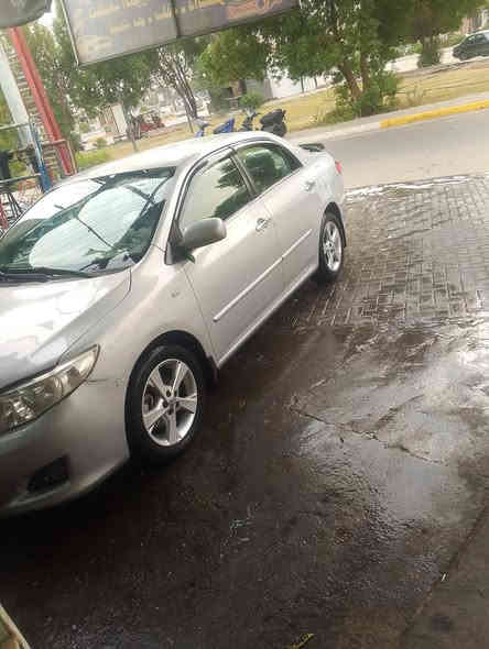 السلام عليكم سيارة كورلا للبيع او لمراوس حسب القناعه خليجية موديل 2010 رقم اربيل الجديد السياره مكفوله كفاله عامه من الصبغ و الضربه فقط دعاميات صبغ اثر شخوط بارد شبر و نص ب سياره جراد ب قماره قليل كير و مكينه كفاله تبريد ثلج تخم تاير غرفه جديده بلاديه شاشه حساسات كله شغال
السعر120  مكان السياره بغداد 

للتواصل رقم:***********
