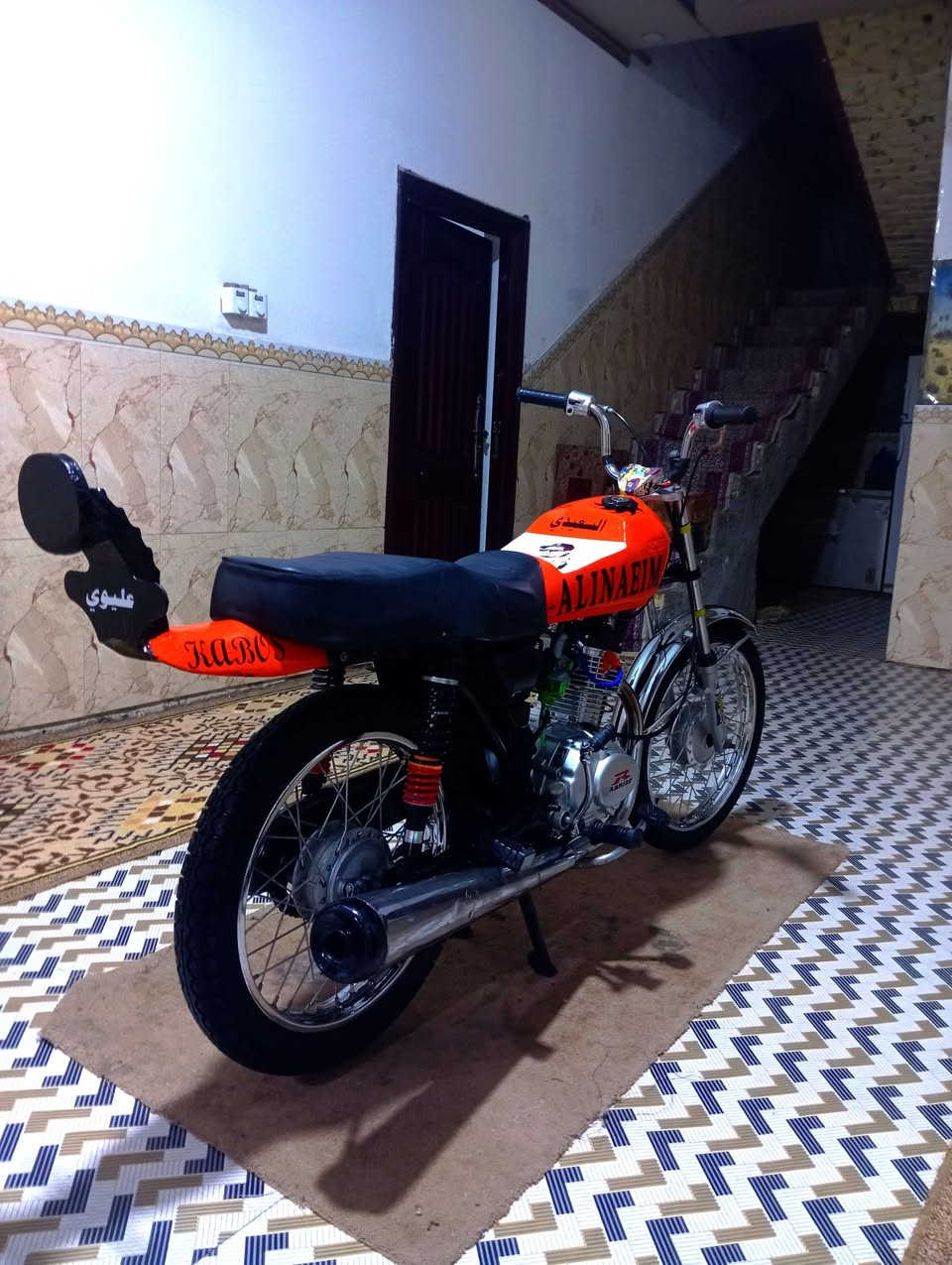 السلام عليكم دراجه للبيع رابيدو 6 احرف قبق الاسود مكفول شاصي ومكينه ادوات ادوات مكينه ما مفتوحه مكان بصرة سفوان سعر 700 وبيه مجال ***********
