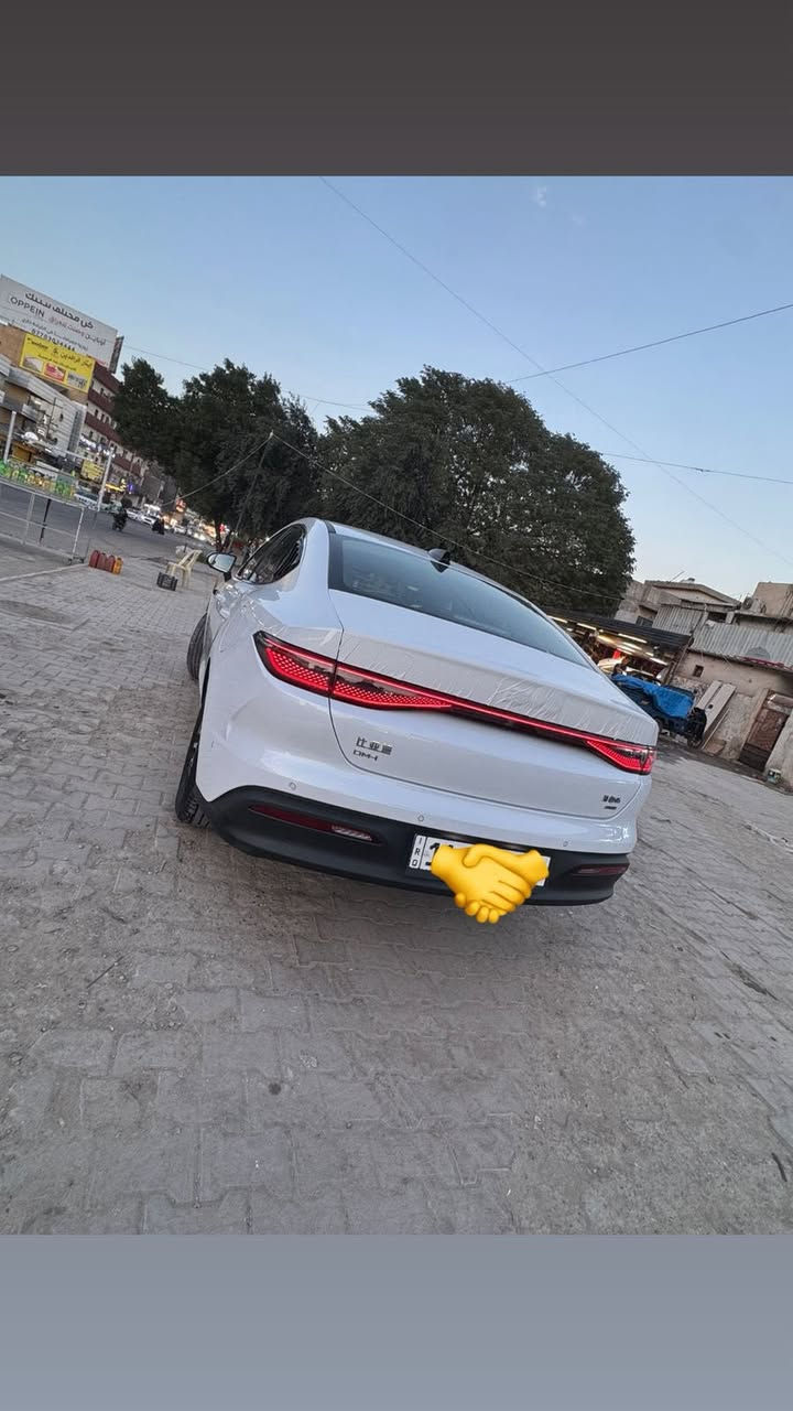 السلام عليكم
موديل 2025 فوووول مواصفات ١٣ كامره سلايد حساس امامي خلفي اوتو بارك اوتو هولد السياره ماشيه ٥٠٠٠ مكفوله من الشخط ولبارد بحاله الوكاله رقمم مميز بغداد باسمي عنوان السياره بغداد المنصور او منطقه علي الصالح
سياره جديده اي نقص ما بيها  
السعر ٢٢٥٠٠ بيه مجال قليل

***********
