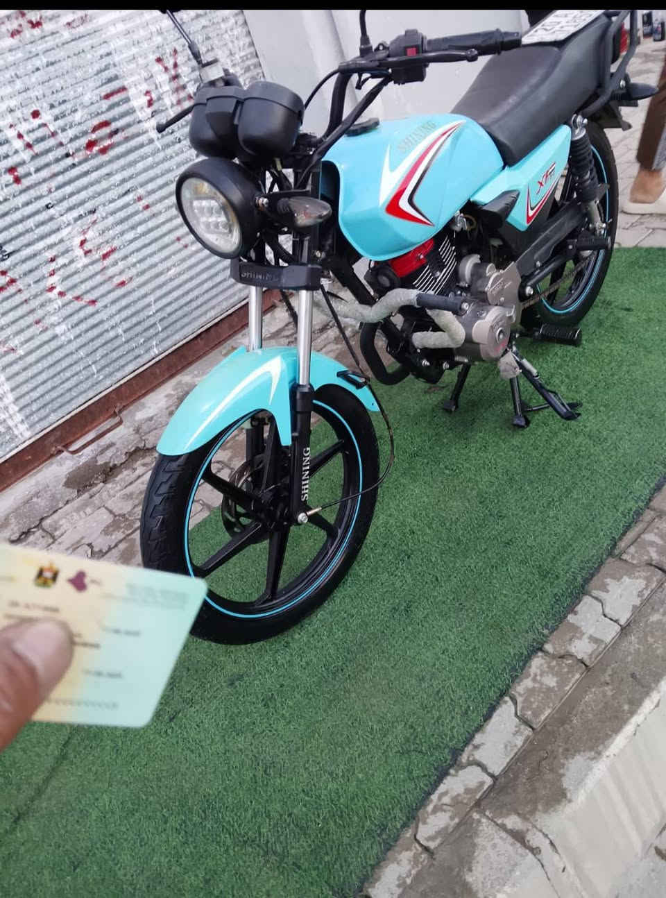 سلام عليكم دراجة نارية نوع شايينك موديل ٢٣ طالعة بل ٢٥ لوحات و سنوية إنكليزي رقم ديالى سعرها مليون و ٧٥٠ مكانها بغداد الحسينية الراشدية ***********
