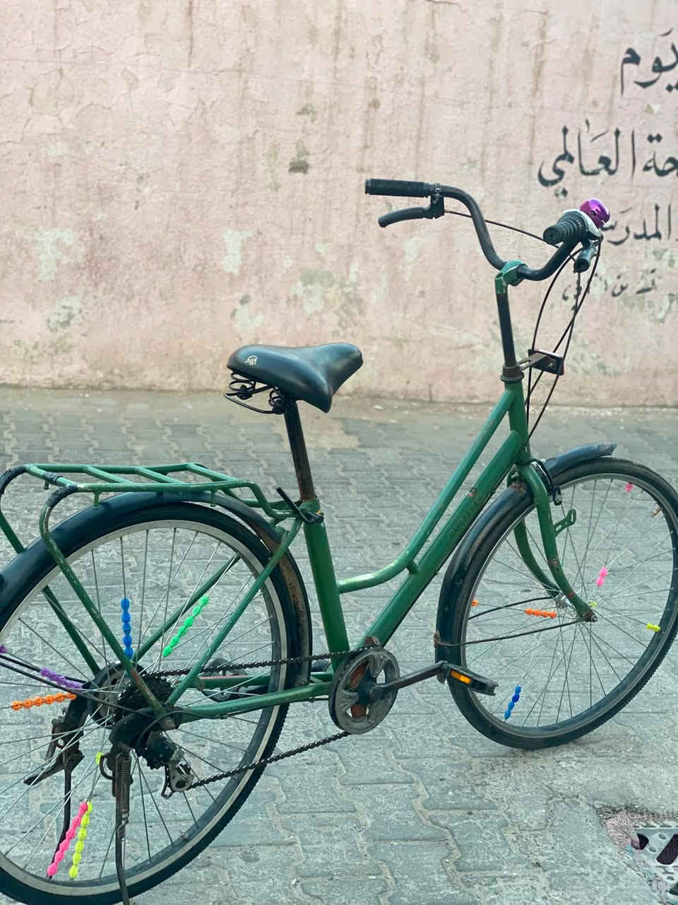 سلام عليكم
بناتي حجم ٢٦ 
نظيف جداً 
عقرب ٧ نمر 
ياباني ⁉️ 

شغال كامل 
مكاني بغداد حي القاهره 
تواصل ***********
