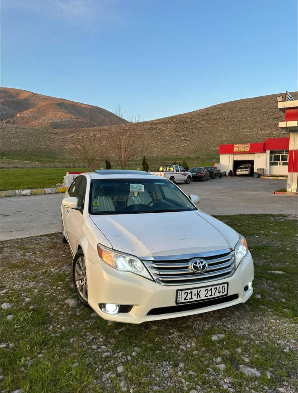 تویاتا ئەڤەلۆن ٢٠١١خلیجی لیمتید
سەرەتا بە ناوی خوای گەورەم ماشلا لە ماڵی هەموو لایەک 
تویاتا ئەڤەلۆن خلیجی فوول مواسفاتی لیمتیدید 
(بۆیاخ ئەستور )یەک شوینی هەڵنەداوە
سلایت،بەسمە ، پەردە
کوشن ساردو گەرم کوشن خەزن ناو زەرد جلد
حاسە ،کامیرا،تەحدید سورعە
گیر و مەکینە بەشەرت 
نە کرانەوە نە بوخار نە دەنگ 
رۆنی تازە گۆراوە 
هایدرۆلیک تازە گۆرە 
تاقم پلاکو نۆزل تازە گۆرەوا
پاتری تازە گۆرەوە
سەنەوی رەقەمی تازەیە
یەک بست بۆیاخە سەر هیلالی دواوە 
دوسئ پدر پیوە بەس بە چاو دیار نیە 
هەیکەلی زۆر جوانە پئ قوپاو بئ ساردە

*********** whats app , viber
