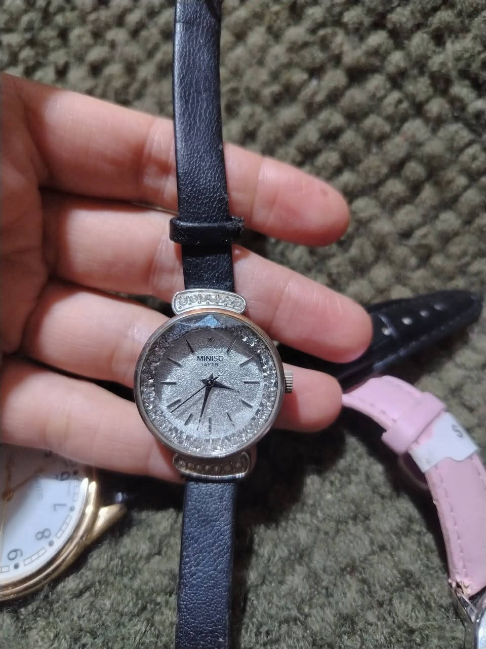 ساعات باله كندي
5 قطع
سعر المجموعه 15
القطعه ب 3
واذا مفرد السعر يختلف


**إذا كنت صاحب هذا الإعلان وتريد حذفه لأي سبب، رجاءا أرسل رسالة إلى الدعم الفني**