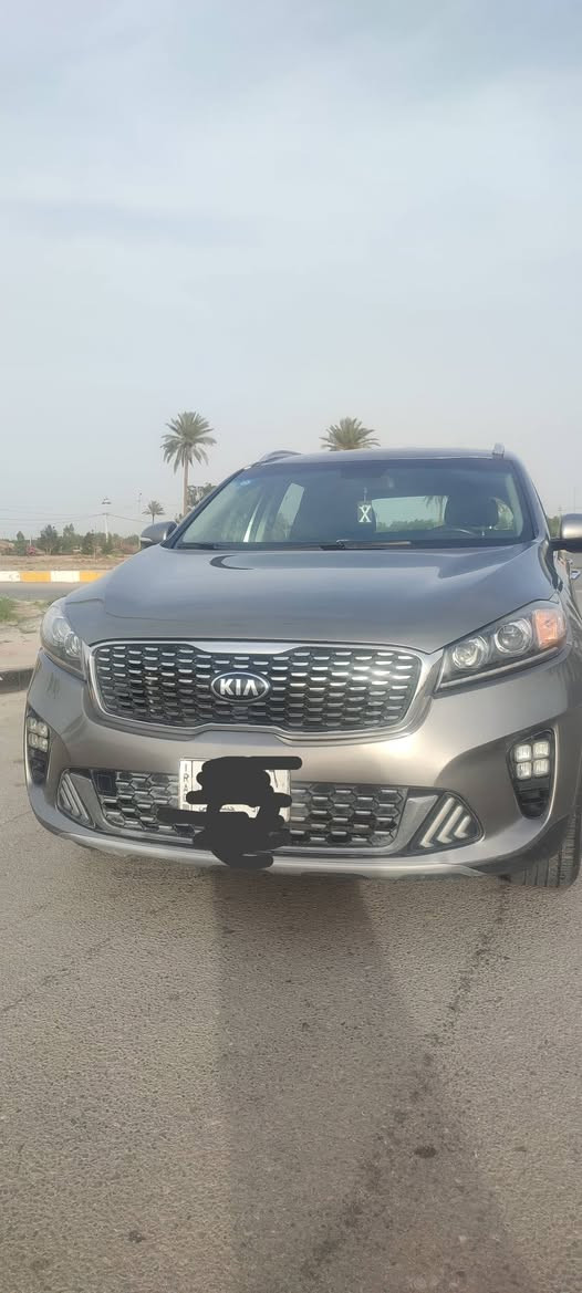 السلام عليكم 
سورنتو وارد امريكي 
6سلندر 
7 راكب 
موديل 2019
 لون رصاصي غير محدد
گير 8نمر 
 أربع وضعيات قيادة سمارت ايكو كوفورت سبورت
رادار جانبي 
اشاير مري
مكينة GDI 
ويل 17 
تخم تاير جديد 
باتري جديد 
تبريد فول 
رقم بغداد باسمي
للتواصل والسعر *********** اتصال او واتساب او ماسنجر
