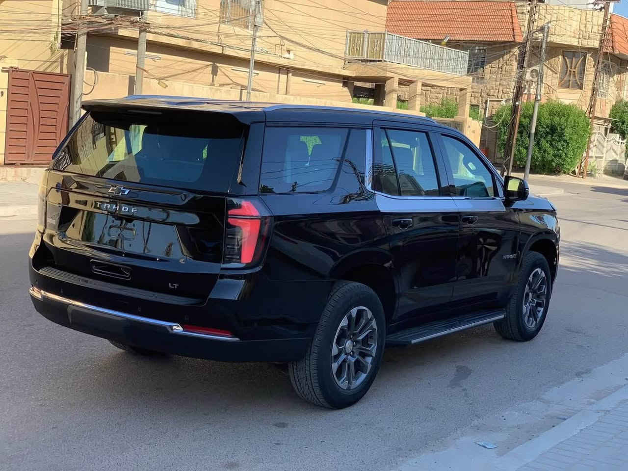 السلام عليكم 
تاهو Lt زيرو ٢٦ باسمي
بانوراما داتو شو تشغيل عن بعد
مقاعد جلد تبريد تدفئة 
شاشه متصله بالكاميرات 
حساسات 
رادارات 
السياره بوضع الشركه 
السعر 65الف دولار
 ٦٥٠٠٠$ 
مكانها السيديه  
***********
