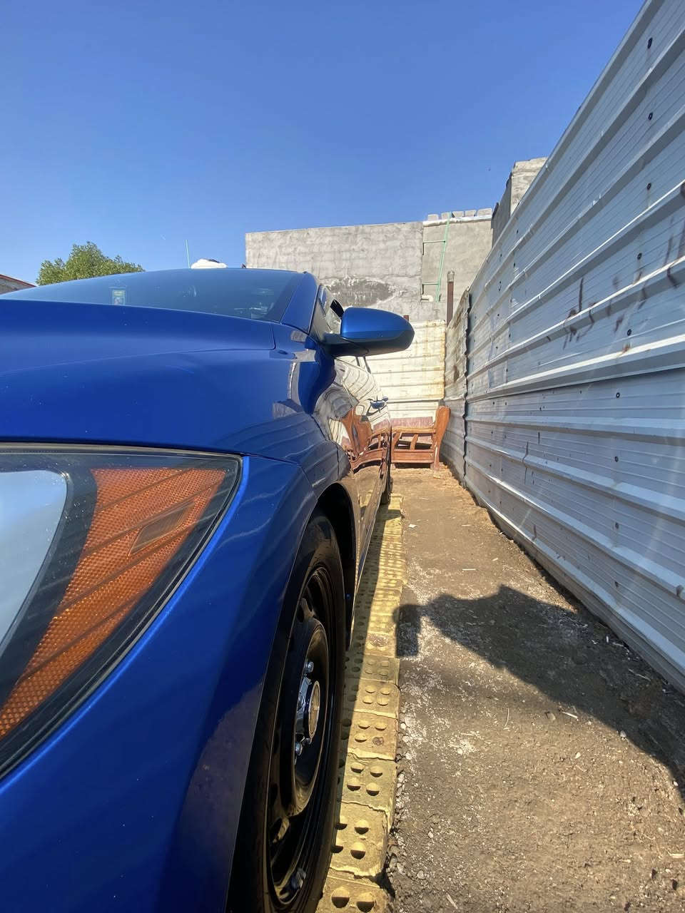 سلام عليكم (  للبيع النترا لون بحري سياره جاهزه من كلشي  صدر امامي خلفي جديد محراك ٢٠٠٠ دوش منضومت غاز تخم تاير جديد ١٥ رقم بغداد بسمي نص فول تحكم استيرن شاشه جبيره حساس خلفي كامره خلفيه ) مكلف بل نشر رقم صاحب سياره ( *********** ) سعر ١٢٧ بيه مجال 

موديل ٢٠١٨ بصيط  بكان سياره بغداد لدوره حي دجله
