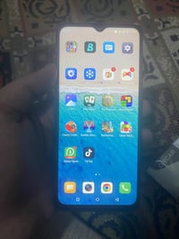 ايتل p40 غير داخل صيانه / ذاكره ٣٢   السعر ٧٠ / العنوان مدينة الصدر   ...