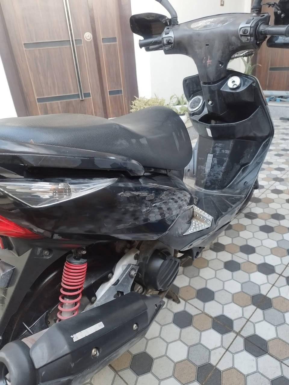 دراجة ماكس ثعلب فول نظافة للبيع مابيها اي نقص
مكاني بغداد حي البنوك 
للتواصل على الرقم ***********
