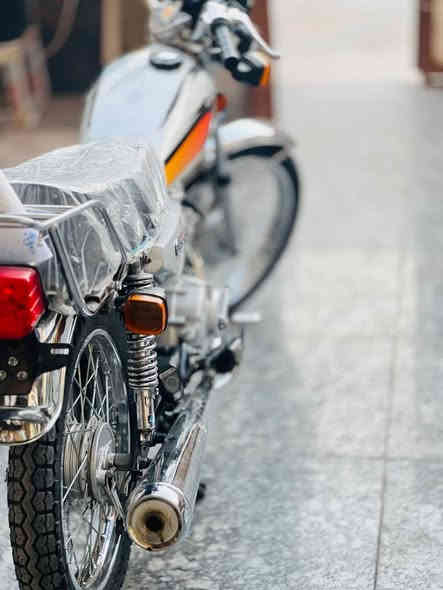 "السلام عليكم"    زيروه زيروه 
اربعه كير اصلي متين دراجه مكفول كفاله عام   🎟️🍃🫠
    🎉(دراجه اوراق اصولي)📄
 .ماشي بيه بل ترقيم :   ✈️
🎭      (وبيه معامله مال رقم)
  دراجه مال جنايه جديد بمعنه كلمه جديده 📦📦 : (جنايه):
ودراجه مضمومه ماطلعه ابد 
(مكفول من طول لطول)
    🍃تجي تشوفه بعينك 🍃
      ❤️‍🔥وبيك خير ودلل❤️‍🔥
رقم الهاتف/***********  
 —📦🧸🎁🔮🪬🧿📦—
