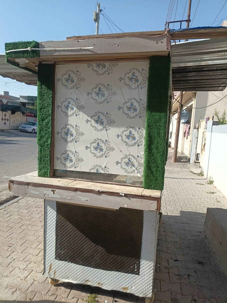عربانه فلافل همبركر فنكر تحتوي عله اربعه اعيون جاهزة بس شكل منضم
حاهزة للعمل للبيع السعر 400الف العنوان كركوك النداء ارجو تواصل وياي عله هاذة الرقم ***********
