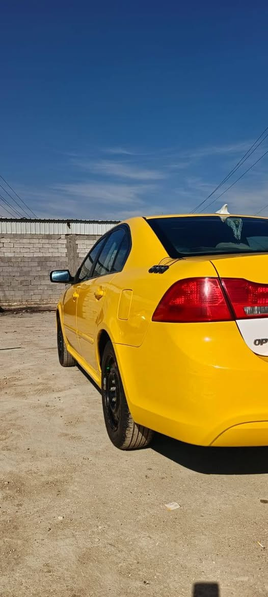 السلام عليكم السعر 110 وبيه مجال قليل ***********
كيا اوبتما لبيع وارد امريكي/ مكان السياره الديوانية البدير 
حادثه جاملغ وبنيد بدون داخل رقم بابل سنويه  ب اسمي ل26 
مصفره هيئه وغرامات منظومه تبريد جديده محوره غاز بانزين السياره غرفه جديده وصبغه جديده
